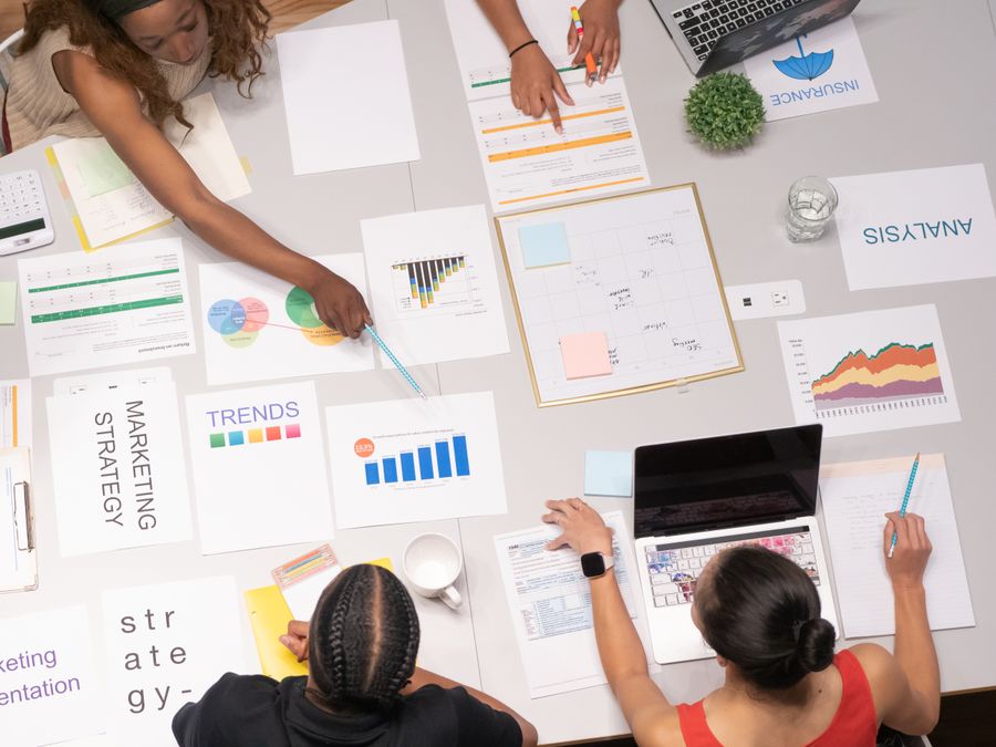 Flujo de caja empresarial 12 meses